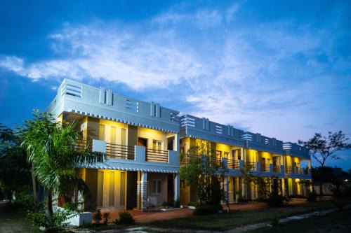 Tiruvannamalai Resort | La Woods Village Resort