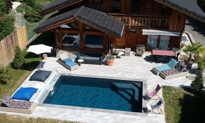 Faverges-Seythenex Ski Chalet | LAC ANNECY-chalet - Plein sud- Swimming pool