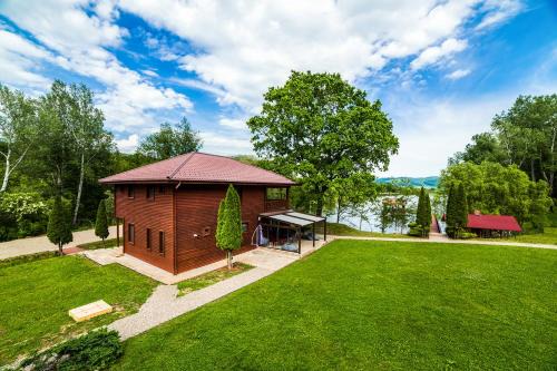 Iordacheanu Villa | Lac Sub Soare