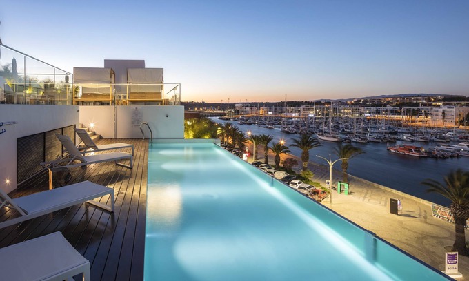 Lagos Hotel | Lagos Avenida Hotel