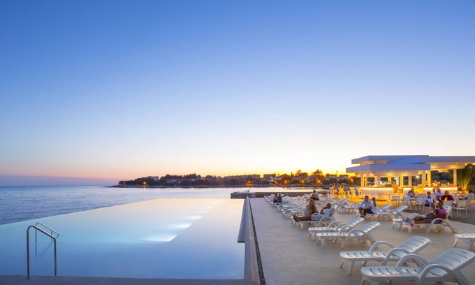 Novigrad Hotel | Laguna Maradiso Hotel by Aminess