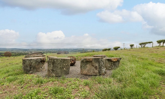 Lochmaben Cottage | Laird Lodge 2