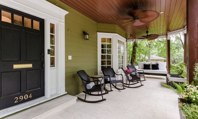 Tarrytown House | Lake Austin Retreat - 3 miles from downtown