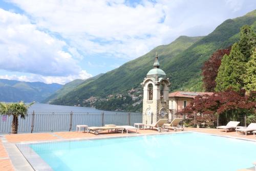 Riva Apartment | Lake Como View - Luminosa casa con Parcheggio e PISCINA