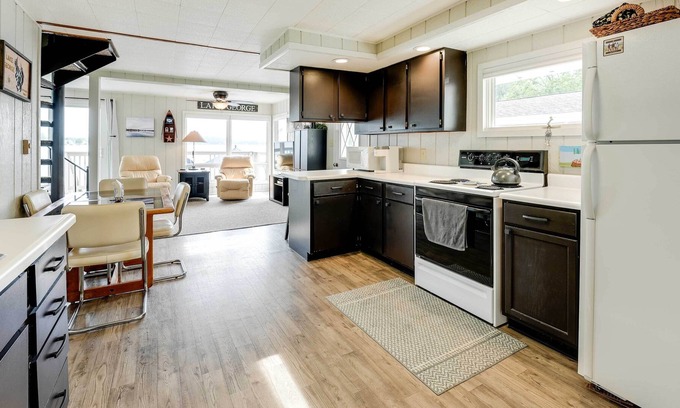 Fremont Cottage | Lake George Cottage w/ Dock, Fire Pit & Kayaks!