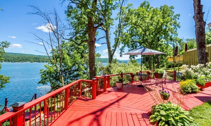 Town of Richmond House | Lake Heaven 50' Honeoye Lakefront - 1800 sqft with Deck, Dock, and Kayaks