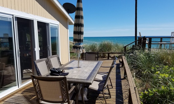 Montague Cottage | LAKE MICHIGAN BEACHFRONT! PRIVATE BEACHFRONT! DISCOUNTED SEASONAL RATES