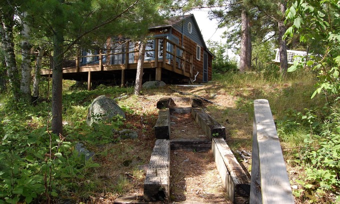 Tower Cottage | Lake Vermilion Cabin with Bunkhouse-- Pet-Friendly, Sleeps 5