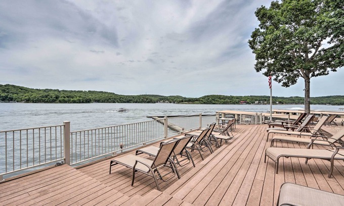 Lake of the Ozarks Apartment | Lake View & Boat Slip: Osage Beach Retreat!
