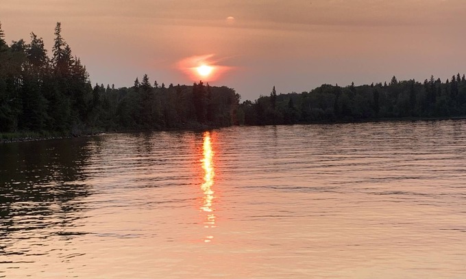 Candle Lake Cabin | Lakefront cabin at Candle Lake with boat slip