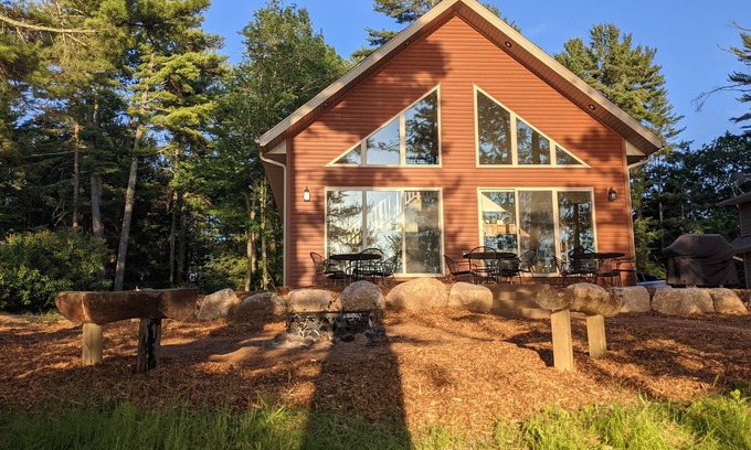 Park Falls Cabin | Lakefront Cabin on Pike Lake Chain w/Sunset View - ATV/Snowmobile Flambeau Trail