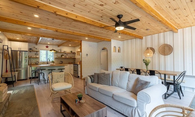 Amherst Ski Chalet | Lakefront Getaway with Spa and Kayaks