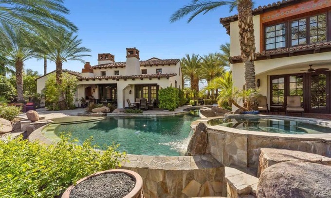 Indio Apartment | Lakefront Hacienda w/Pool, Dock & Casita