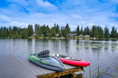 Martha Lake House | Lakefront Lynnwood Home with Balconies and Shared Dock