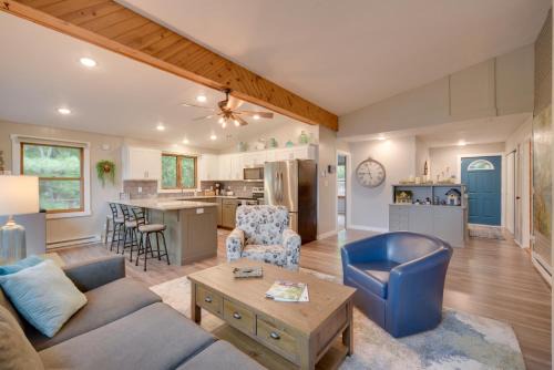 Osceola House | Lakefront Osceola Vacation Rental - Dogs Welcome!