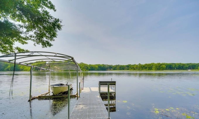 Rice Lake House | Lakefront Wisconsin Escape w/ Fire Pit & Boat Dock