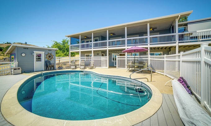 North Lakeport House | Lakeport Home w/Stunning Lake & Mountain Views