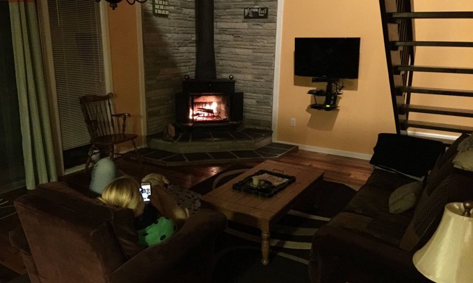 Greentown Cottage | Lakeside barn wood cottage just remodeled with all the modern Conveniences!