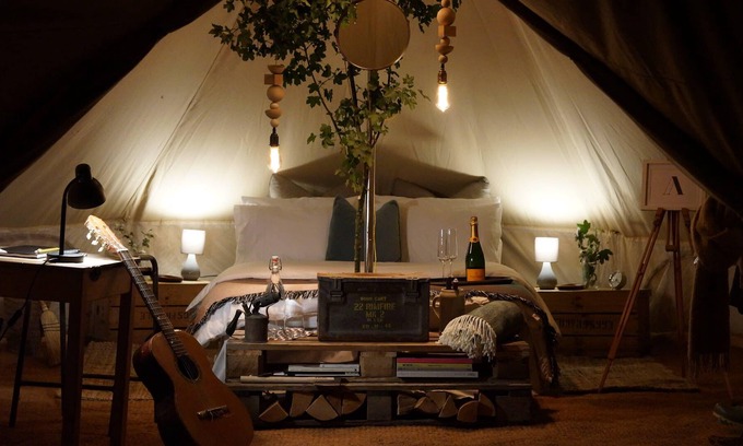 Nunney RV Rental | Lakeside Bell Tent - Canvas Studio at Marston Park