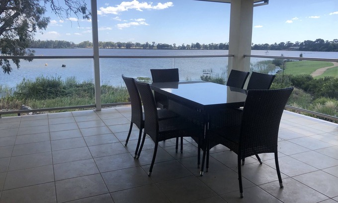 Nagambie House | Lakeside House on Nagambie Lakes from $150pppn