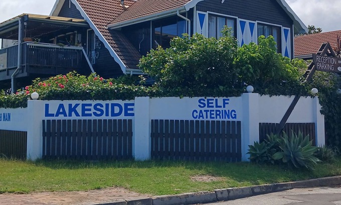 Knysna Apartment | Lakeside Knysna Accomodation