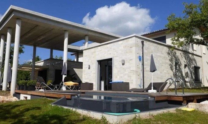 Lalbenque House | Lalbenque Belle Maison