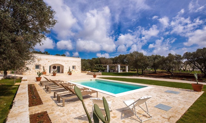 Ostuni Villa | Lamia del Riccio: a typical Apulian residence.