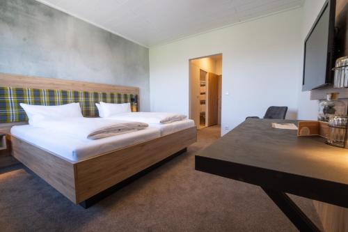 Riesburg Hotel | Landgasthof Adler