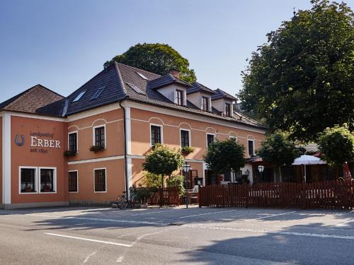 Zelking House | Landgasthof Erber