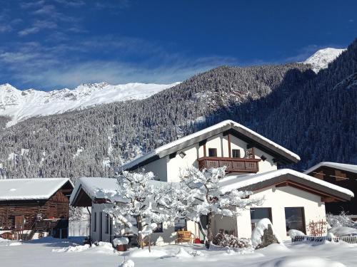 Kaunertal Apartment | Landhaus Hubertus