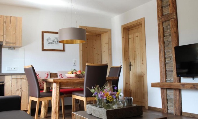 Lermoos Apartment | Landhaus Lenauer