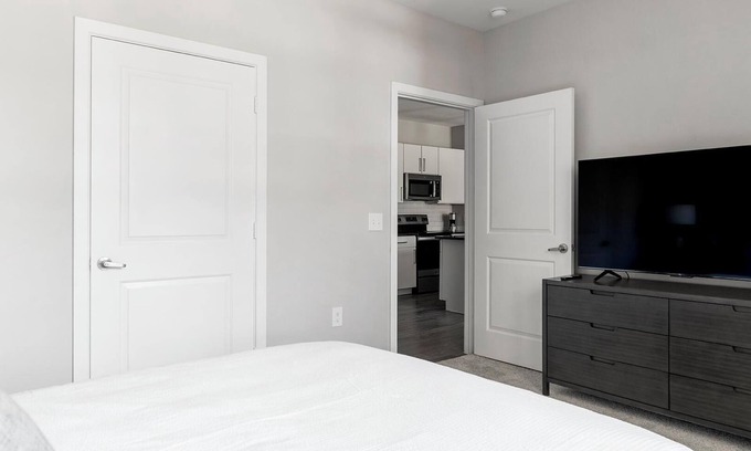 Allen Apartment | Landing | Amazing 1BD, Gym, Game Room