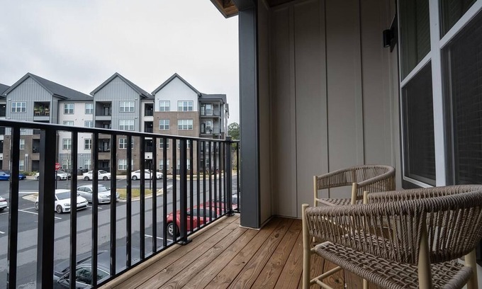 Huntersville Apartment | Landing at Abberly Liberty Crossing - 1 Bedroom in Henderson Circle