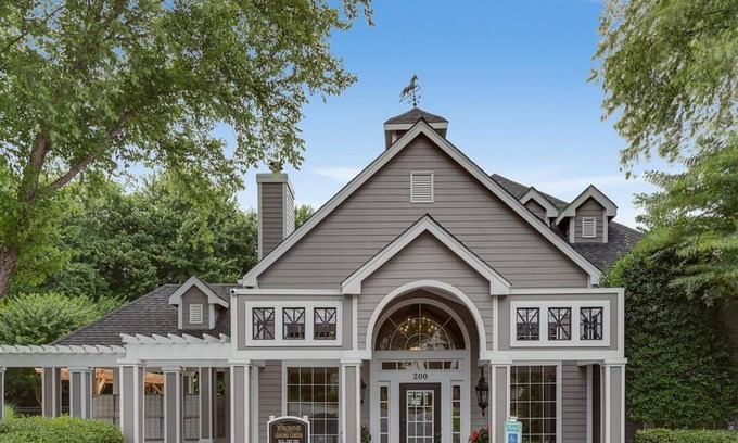 Winston - Salem Apartment | Landing at Crowne Club Apartments - 1 Bedroom in Downtown Winston Salem