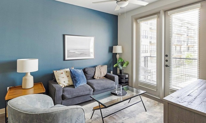 Anna Apartment | Landing at The Quinn - Studio in Anna