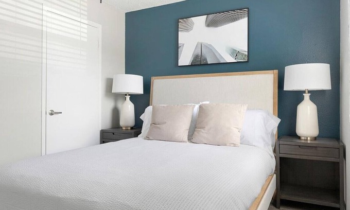 Southside Apartment | Landing at Villa de Oro - 1 Bedroom in South San/Kelly