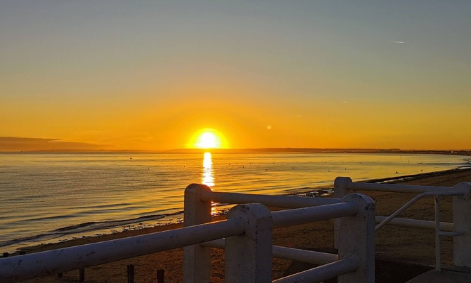 Lion-sur-Mer Ski Chalet | Landing beach "Sword Beach", seaside, wooden chalet with TANDEM.