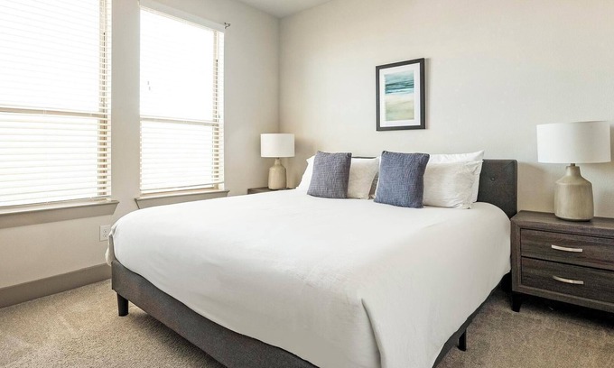 Manor Apartment | Landing | Beautiful 1BD, Clubhouse, Gym