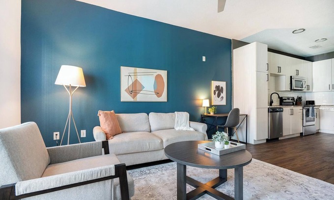 Tropic Apartment | Landing | Beautiful 1BD, Gym, Courtyard