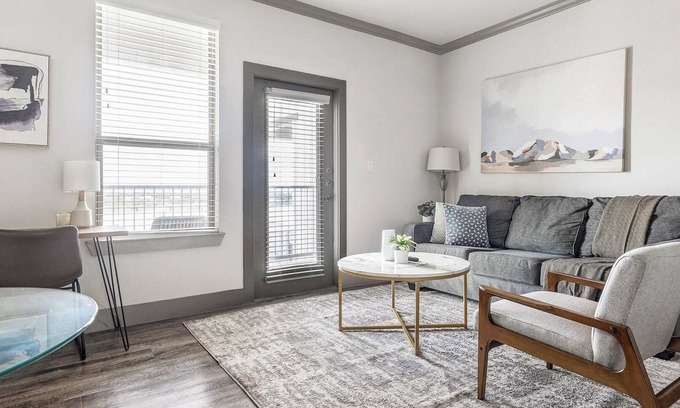 Manor Apartment | Landing | Chic 1BD, Pool, Courtyard