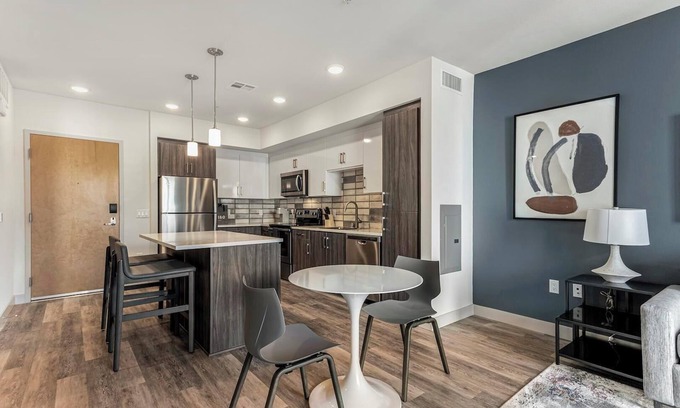 Central Business District Apartment | Landing | Modern 1BD, Gym, Rooftop Lounge