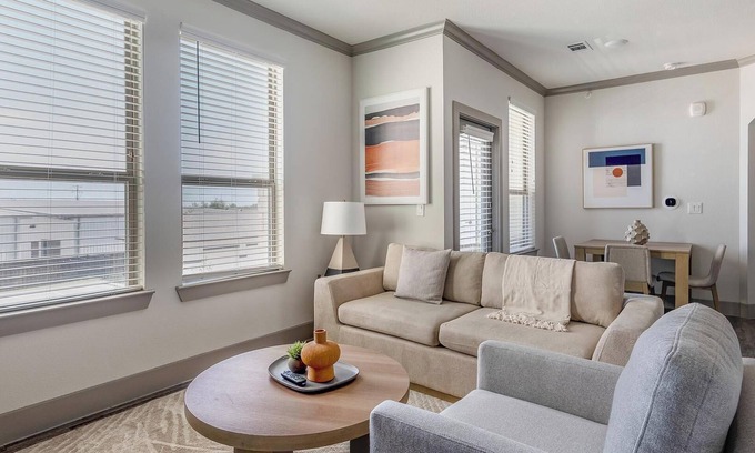 Manor Apartment | Landing | Stylish 1BD, Pool, Gym