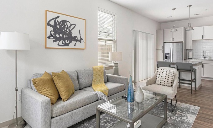 Fort Worth Apartment | Landing | Stylish 1BD, Clubhouse, Yoga Studio