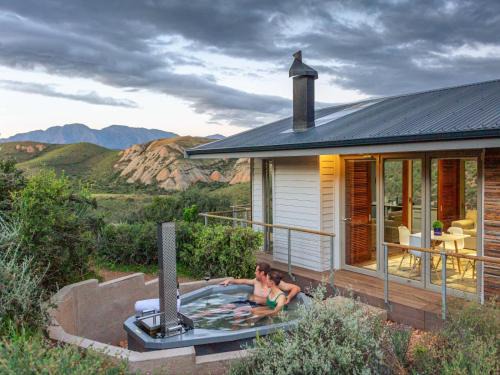 Oudtshoorn Cabin | Landrani Farmstay