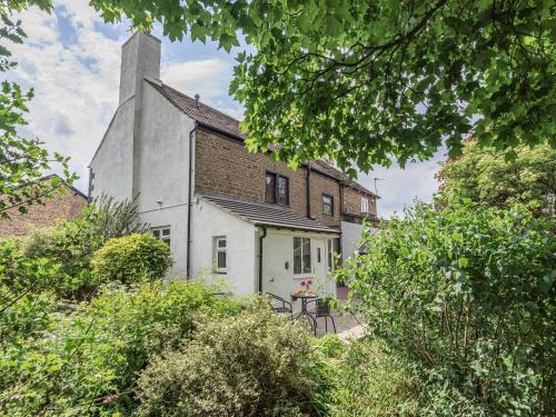 Little Hayfield House | Lane Ends Cottage