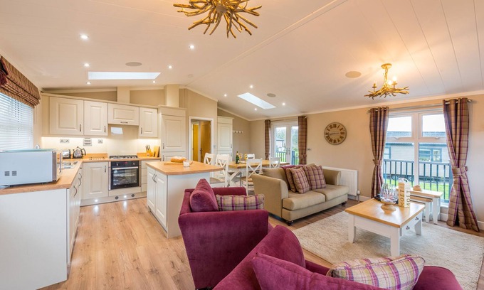 Otterham Apartment | Lannaberry Lodge- Glastannen Lodge 2