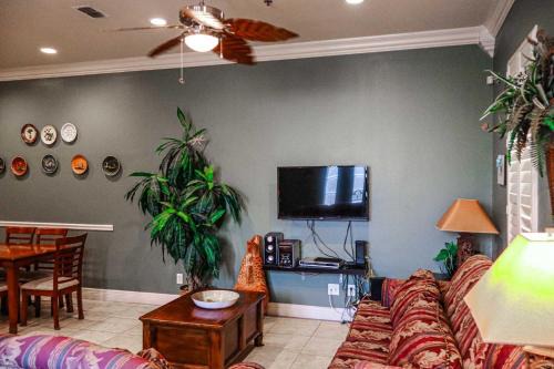 South Padre Island Apartment | Lantana Landing 1 Condominium Condo