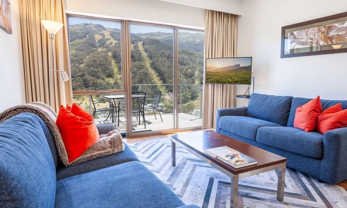 Thredbo Apartment | Lantern 25 - Balcony