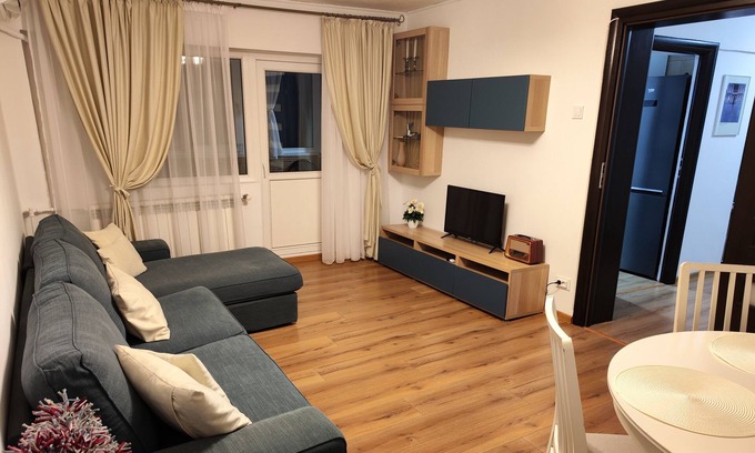 Sector 6 Apartment | Large Apartment Bucharest 3 Rooms w/2 Balconies only 15 min to Old Town