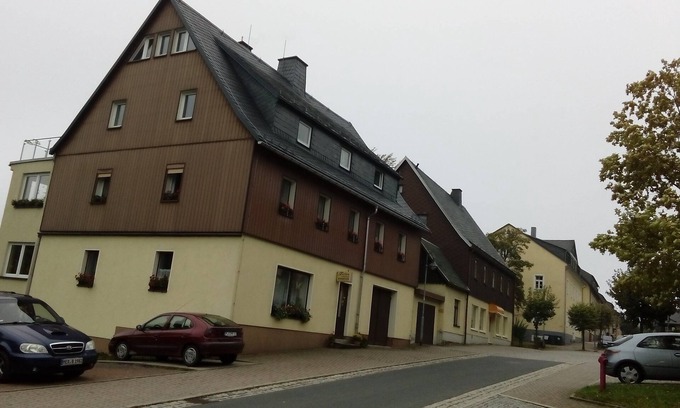 Altenberg Apartment | Large apartment with terrace and beautiful view